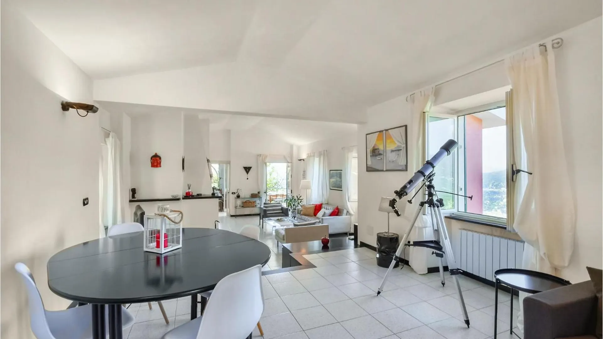 Holiday home 3 Bedroom Beautiful Home In Rapallo