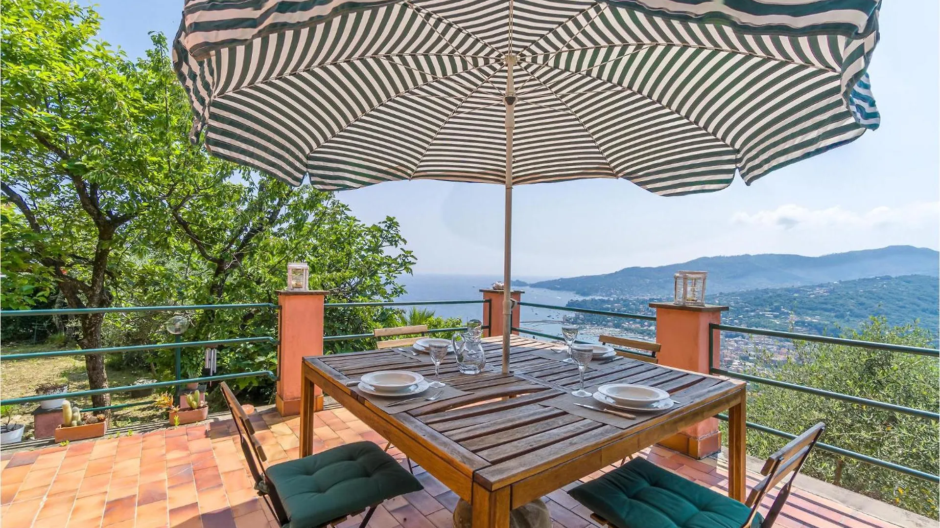 3 Bedroom Beautiful Home In Rapallo