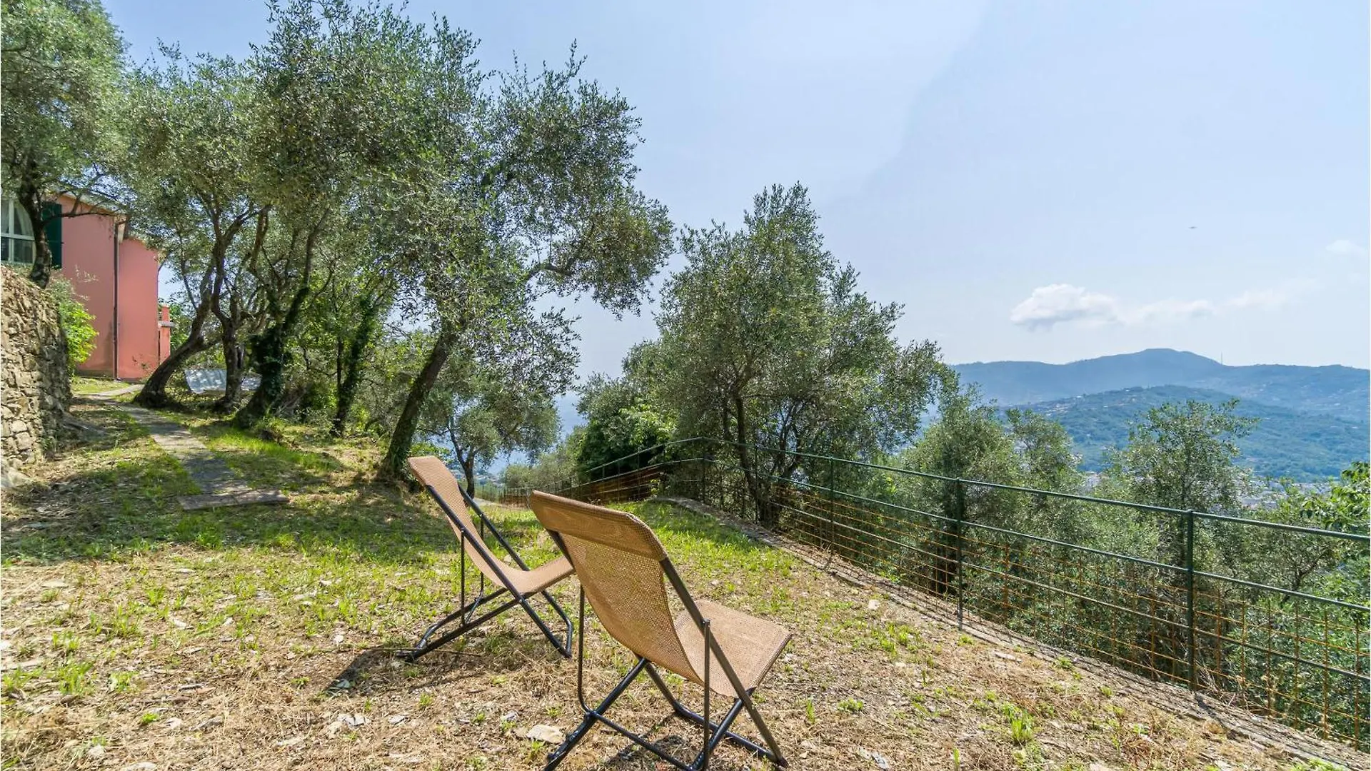 3 Bedroom Beautiful Home In Rapallo 0*,  Italy