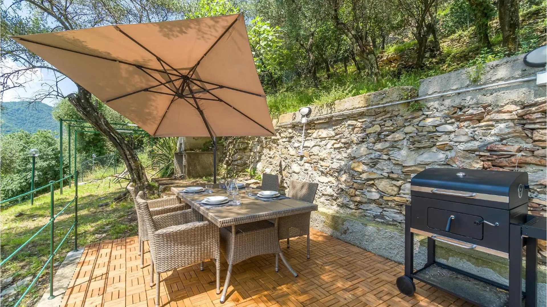 3 Bedroom Beautiful Home In Rapallo Holiday home